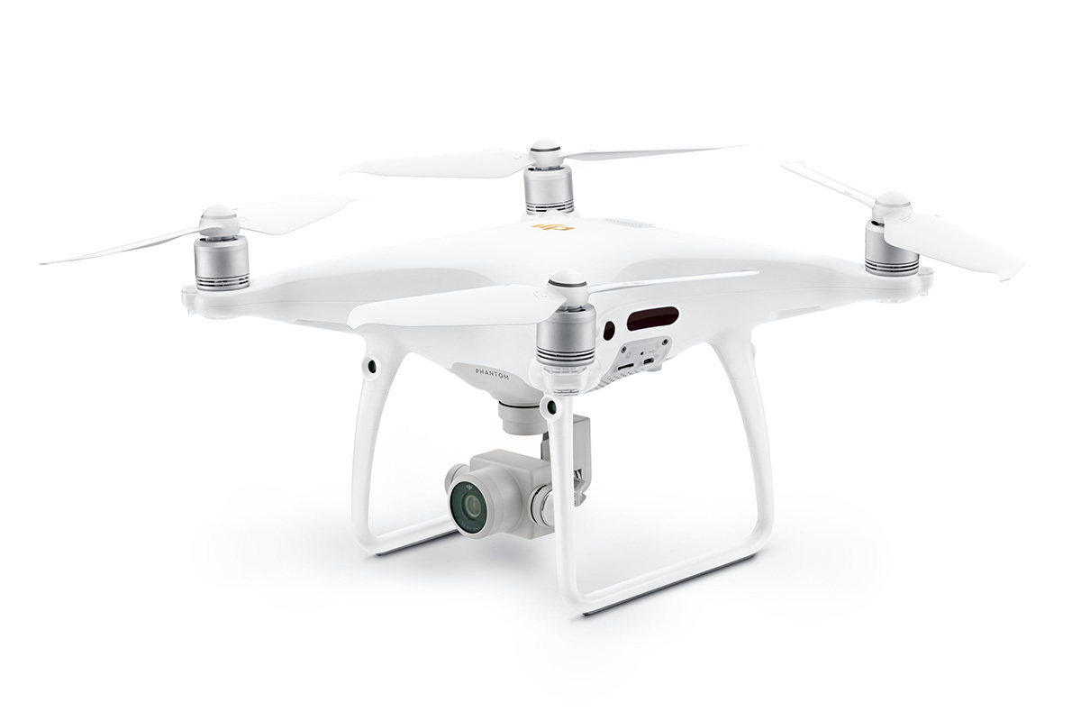 即納NEWDJI Phantom 4 Pro ＋ プラス　フルセット　美品動作品 ドローン本体